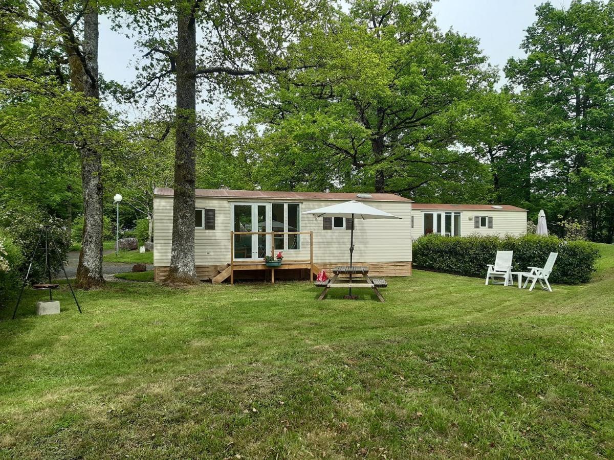 Camping Etang Du Camp Senergues Exterior foto