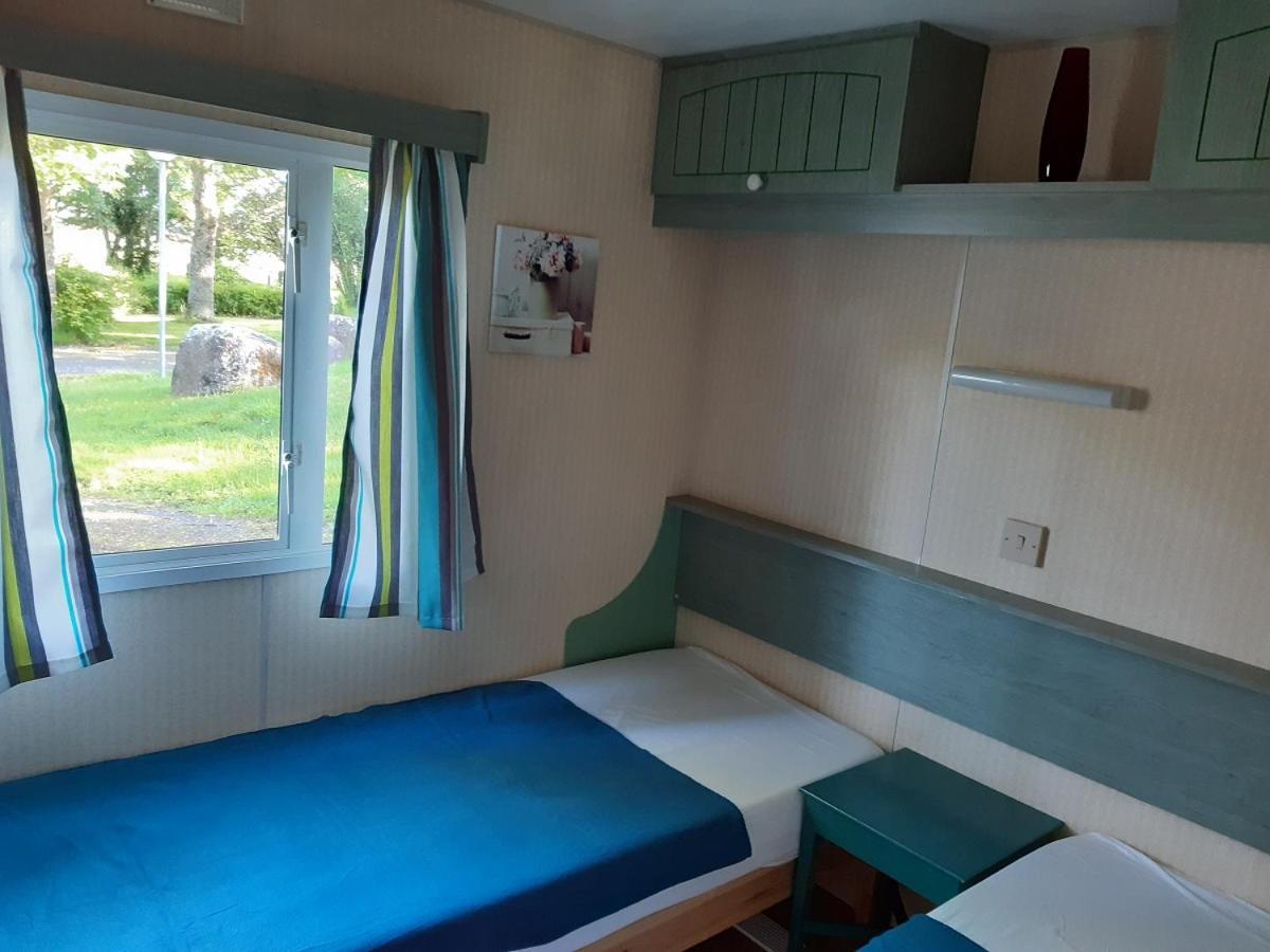 Camping Etang Du Camp Senergues Exterior foto